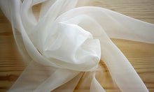 Cargar imagen en el visor de la galería, Organdí 131005 - Seda natural 100%, Ancho 135/140 cm, Peso 34 gr/mtl