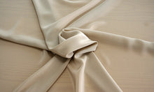 Cargar imagen en el visor de la galería, Crepé de chine 301007 - Seda natural 100%, Ancho 135/140 cm, Peso 88 gr/mtl