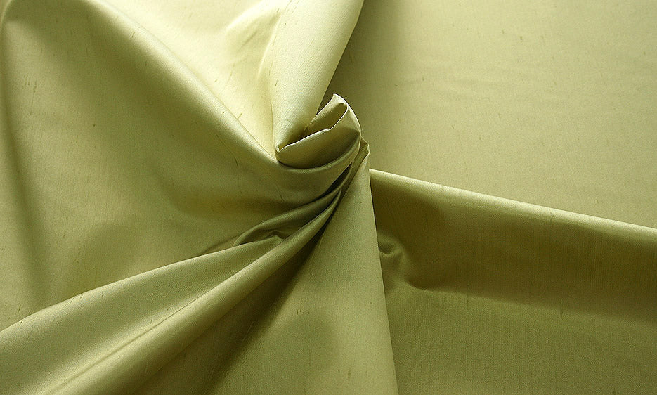 Shantung 236061 - Seda natural 100%, Ancho 135/140 cm, Peso 120 gr/mtl