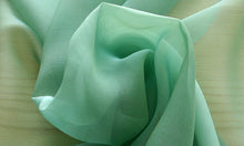 Cargar imagen en el visor de la galería, Muselina 221083 - Seda natural 100%, Ancho 135/140 cm, Peso 35 gr/mtl