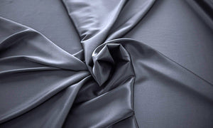 Crepé Satin 1713-188 - Seda 97%, Licra 6%, Ancho 135/140 cm, Peso 100 gr/mtl