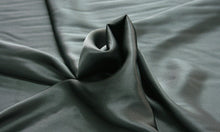 Cargar imagen en el visor de la galería, Crepé Satin 812190 - Seda natural 100%, Ancho 135/140 cm, Peso 98 gr/mtl