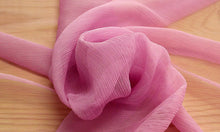 Cargar imagen en el visor de la galería, Chiffon 326208 - Seda natural 100%, Ancho 127/130 cm, Peso 29 gr/mtl