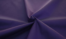 Cargar imagen en el visor de la galería, Mikado 973215 - 79% poliester, 21% seda, Ancho 140 cm, Peso 177 gr/mtl