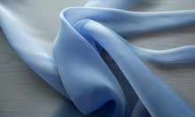 Cargar imagen en el visor de la galería, Organdí Cangiante 232144 - Seda natural 100%, Ancho 135/140 cm, Peso 55 gr/mtl