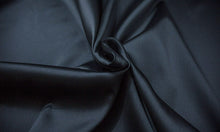 Cargar imagen en el visor de la galería, Mikado 274188 - 82% poliester, 18% seda, Ancho 160 cm, Peso 160 gr/mtl
