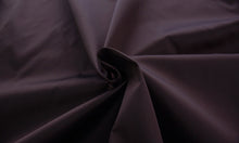 Cargar imagen en el visor de la galería, Mikado 973027 - 79% poliester, 21% seda, Ancho 140 cm, Peso 177 gr/mtl