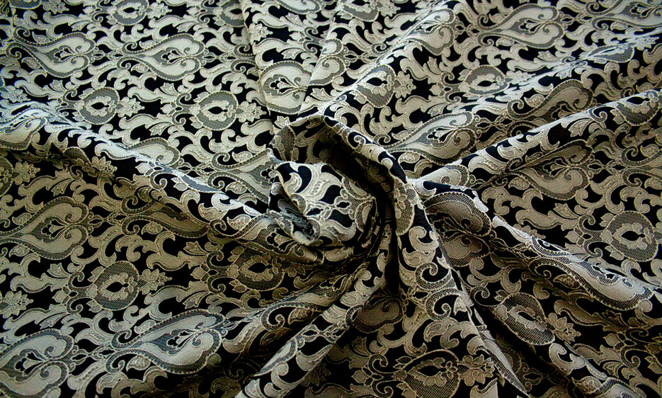 Brocado 990071-201 - 95% Pl 5% Pa, Ancho 130 cm, Peso 205 gr/mtl