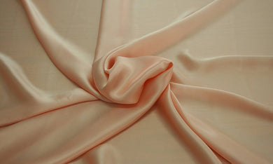 812128 Crepe Satin Retal de 35 centímetros