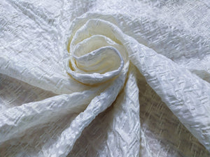 Jacquard, 220 gr/mtl - 55% Seda, 45 Nailon, Ancho 138 cm, 4 metros (66,75 € el metro)