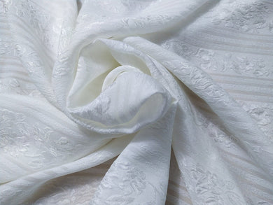 Jacquard, 112 gr/mtl - 100% Seda, Ancho 140 cm, 4 metros (44,70 € el metro)