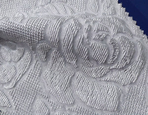 Jacquard, 179 gr/mtl - 75% Seda, 25 Nailon, Ancho 130 cm, 4 metros (65,60 € el metro)
