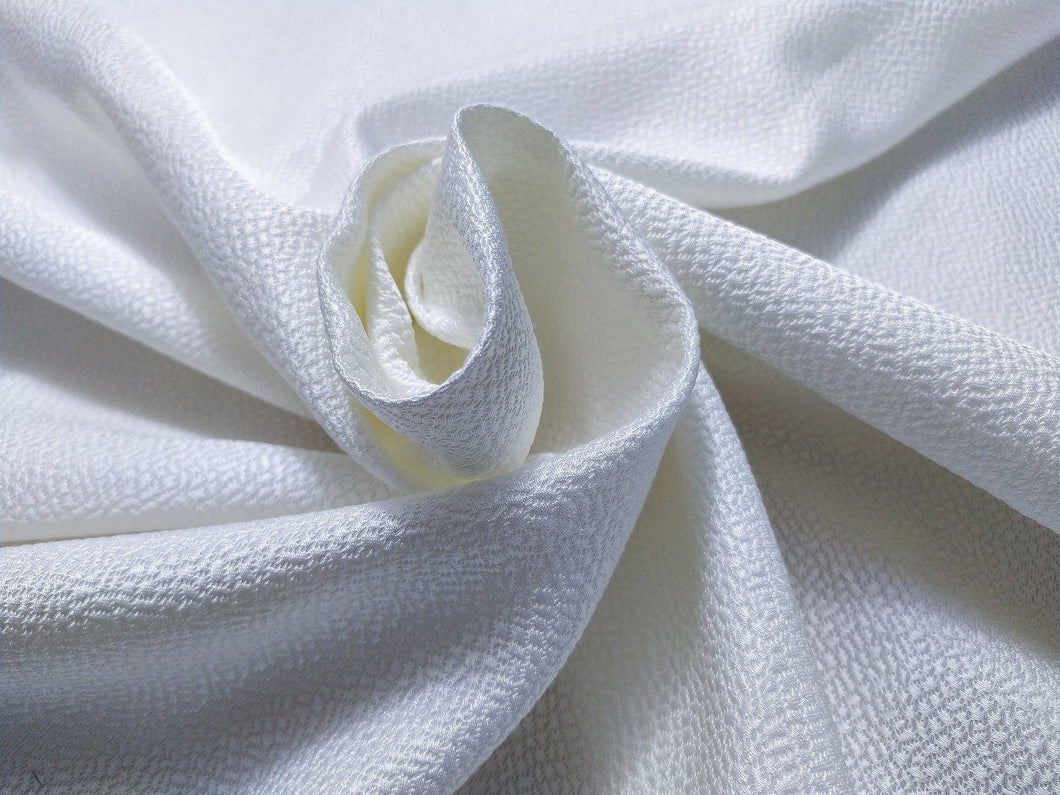 Jacquard, 229 gr/mtl - 56% Seda, 44 Algodon, Ancho 140 cm, 4 metros (52,25 € el metro)