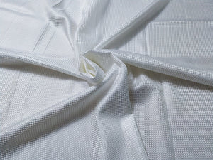 Cloque 280 gr/mtl - 100% Viscosa, Ancho 140 cm, Peso 280 gr, 4 metros (21,50 € el metro)